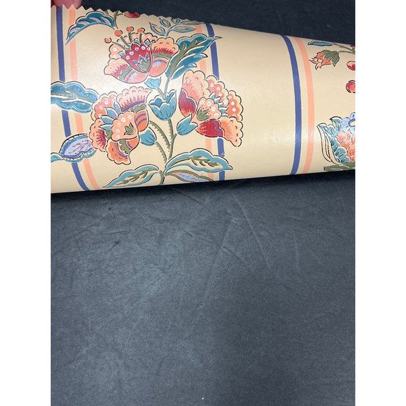 Vintage Prepasted Strippable Double Roll C&A Wallcoverings Inc. Shabby Chic Pink - Picture 1 of 9